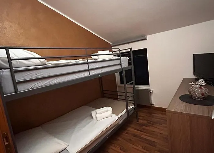 Desideria Villa *