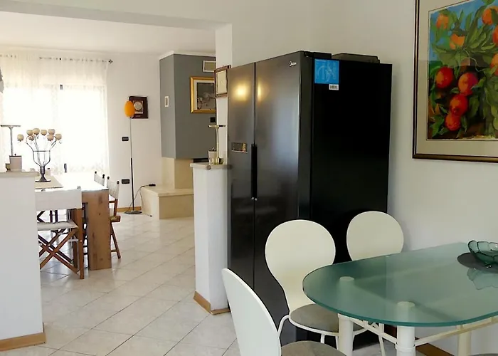 Desideria Villa